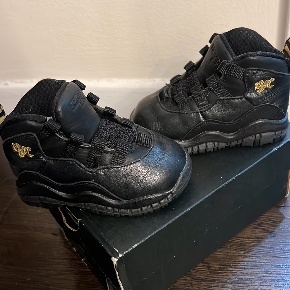 Nike Jordan Toddlers Jordan 10 Retro Bt Basketball Shoe